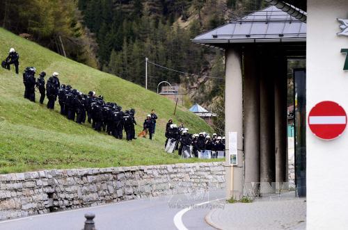 បញ្ហាជនចំណាកស្រុក៖អាល្លឺម៉ង់បន្តពន្យាពេលការត្រួតពិនិត្យព្រំដែនជាមួយអូទ្រីស